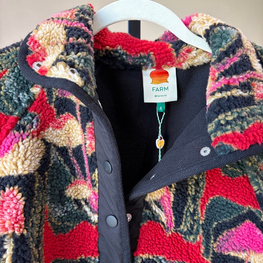 Farm Rio: Black Wild Mushrooms Fleece
Bomber Jacket - Picture 9 of 13